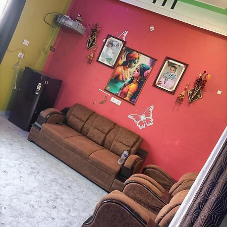 Hotel Shri Ram Sharnam Ayodhya Zewnętrze zdjęcie